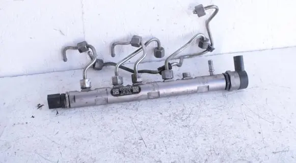 BMW 3 E90 E91 Fuel main line pipe 7809128 0445214183 0281002870