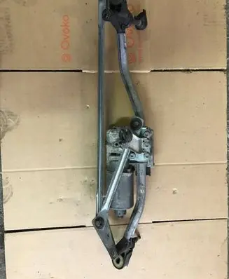 Audi A4 S4 B8 8K Front wiper linkage and motor 8k1955119a