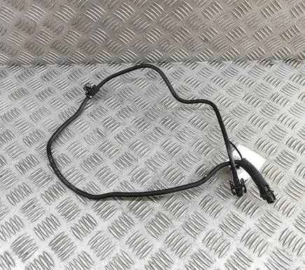 Coolant pipe/hose