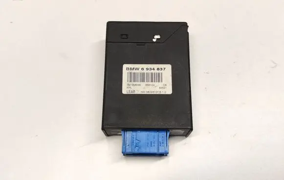 BMW X3 E83 Light module LCM 6934837 356124 037256055
