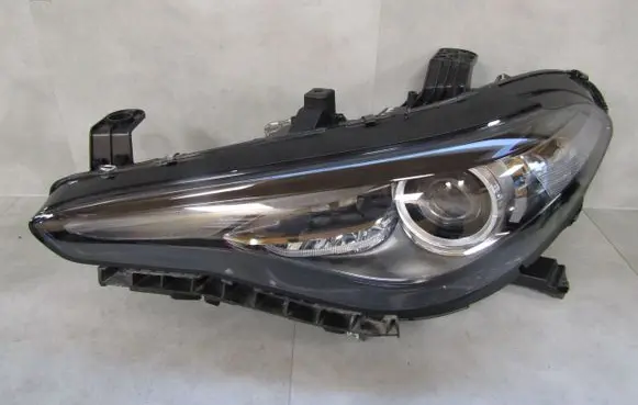 Alfa Romeo Giulia Headlight/headlamp 26E16T2 50547582 00600141004911099