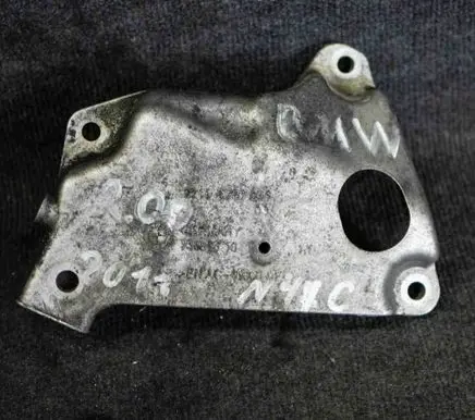 BMW 5 F10 F11 Engine mounting bracket 6781241