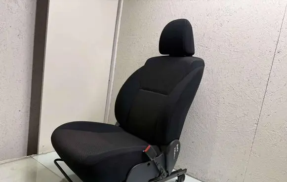 Toyota Auris 150 Front passenger seat 