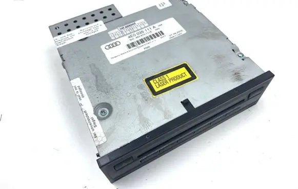 Audi A6 S6 C6 4F CD/DVD changer 4E0035111A 4E0910111E