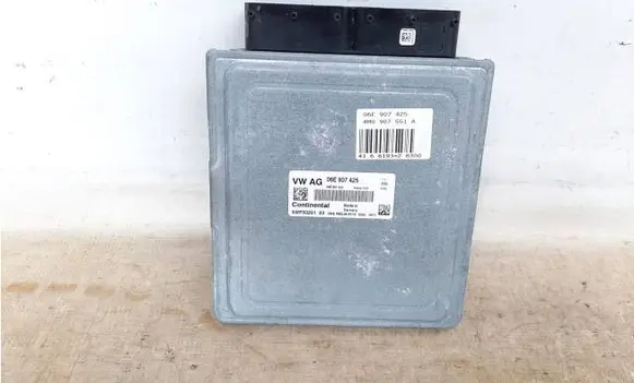 Audi Q7 4M Engine control unit/module 06E907425 4M0907551A