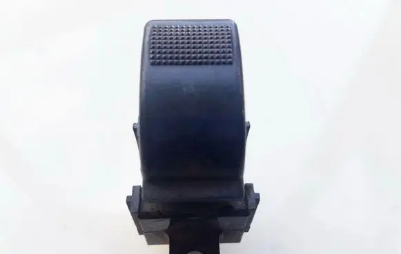 Mazda 6 Electric window control switch 3582G26
