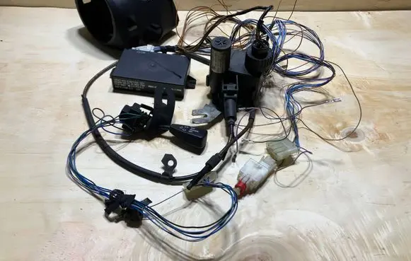 BMW 3 E36 Cruise control unit/module 65718352766 118680 309503