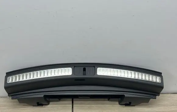 Porsche Macan (95B) Trunk/boot sill cover protection 95B864483J