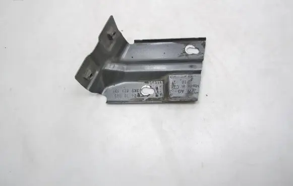 Volkswagen Caddy Fender mounting bracket 2K5821135 241604S