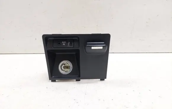 BMW X6 E71 AUX in-socket connector 011898102 9115084 51169115084