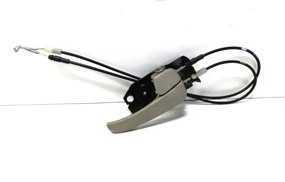 Hyundai Trajet Rear door interior handle