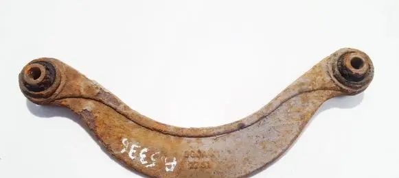 Rear upper control arm/wishbone