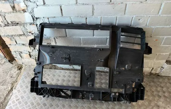 Renault Espace V (RFC) Radiator support slam panel 620123808R