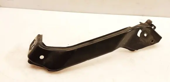 Mercedes-Benz CLS C219 Fender mounting bracket 60A5