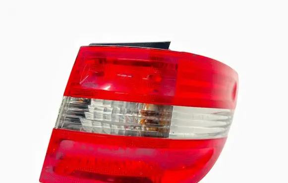 Mercedes-Benz B W245 Rear/tail lights A1698202664 A169820