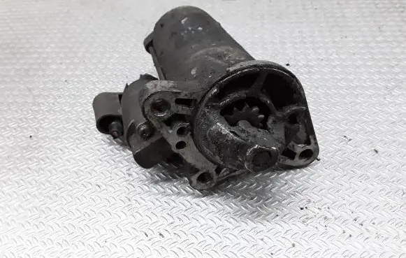 Mazda 5 Starter motor M002T88671