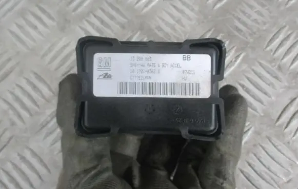 Opel Zafira B ESP (stability system) control unit 13208665