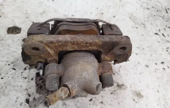 BMW X3 E83 Front brake caliper