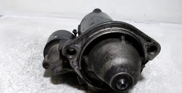 Audi A6 S6 C4 4A Starter motor 000107017 053911023A