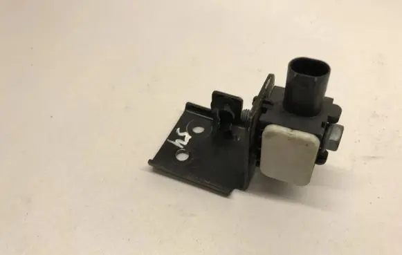 Mercedes-Benz S W221 Airbag deployment crash/impact sensor 0038202926