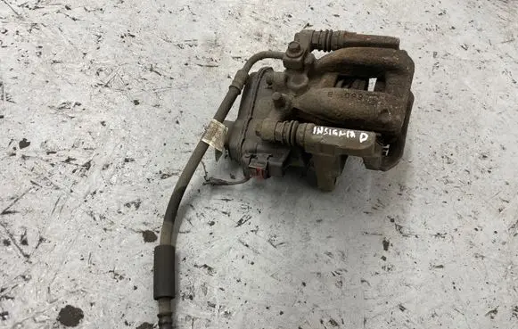 Opel Insignia B Rear brake caliper 84199612
