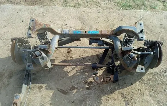 Ford Mondeo Mk III Rear axle beam 3MBZT