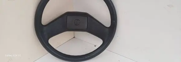Volkswagen Jetta II Steering wheel 327419660