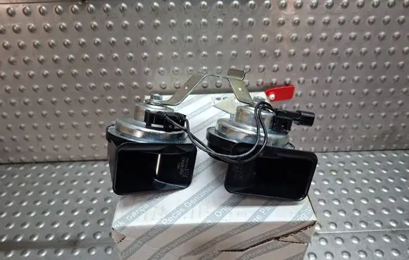 Fiat 500 Horn signal S26337326 51857619