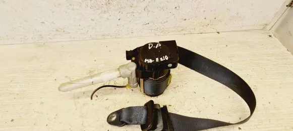 Mercedes-Benz E W210 Front seatbelt 0566071600 0124 100680930