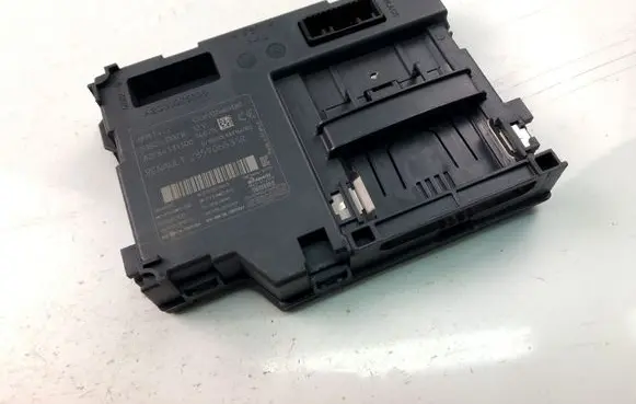 Renault Captur Other control units/modules 285906535R