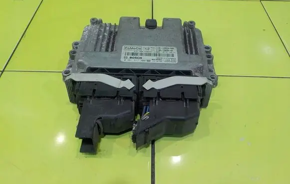 Ford Fiesta Engine control unit/module 0261S11309