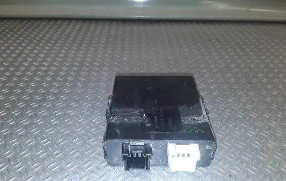Hyundai Santa Fe Window wiper relay 9875026000