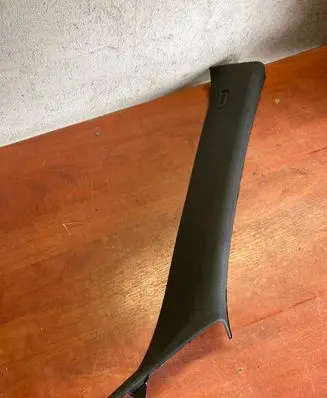 BMW X4 F26 (C) pillar trim 51437337604 15671812