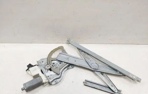 Toyota Corolla E120 E130 Front door window regulator with motor 6881002130 0130822032