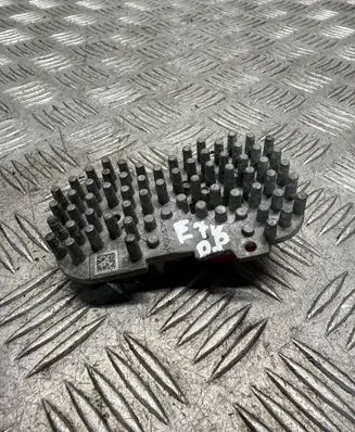 BMW X5 E70 LED ballast control module 1305715084
