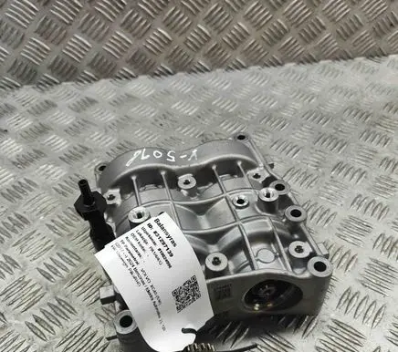 Volvo XC40 Balance shaft 32298499 3229850