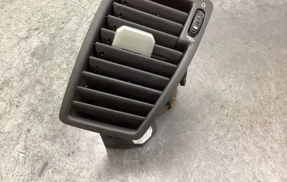 Volvo XC90 Dashboard side air vent grill/cover trim 3409399
