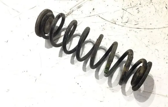 Volkswagen Touran I Rear coil spring