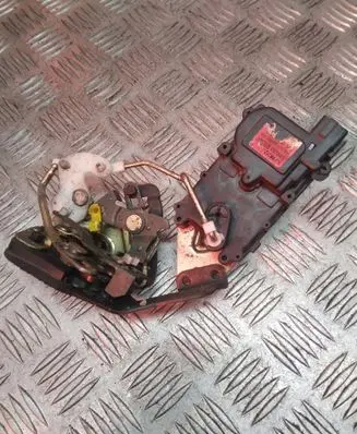 Hyundai Accent Rear door lock