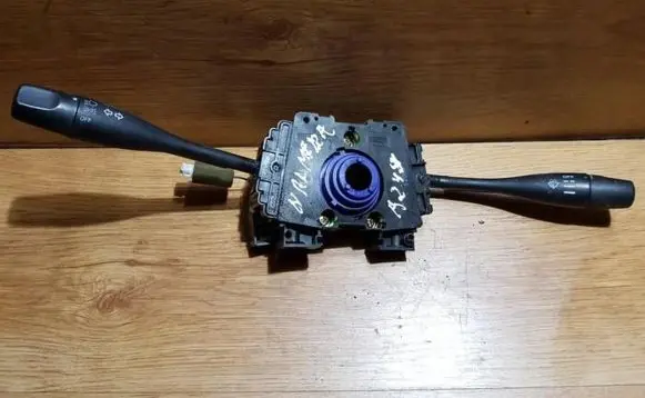 Nissan Almera Wiper turn signal indicator stalk/switch