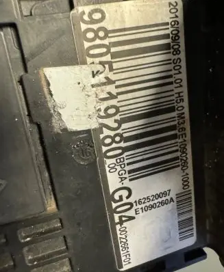 Peugeot 508 Fuse module 9805119280 6E1090226