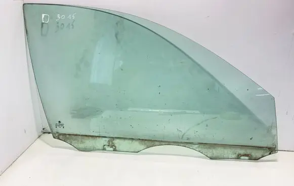 Skoda Fabia Mk1 (6Y) Front door window glass four-door AS2