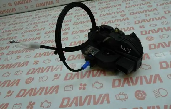 Opel Mokka Front door lock A081876
