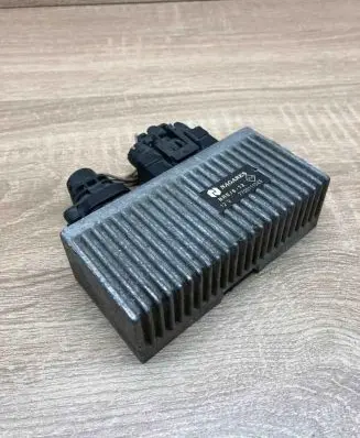 Volvo S40, V40 Glow plug pre-heat relay 7700111525