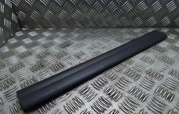 BMW 1 F20 F21 Front sill trim cover 17365810 7221916