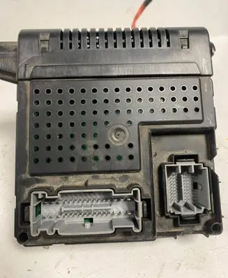 Volvo V70 Fuse module 30728542 12243779