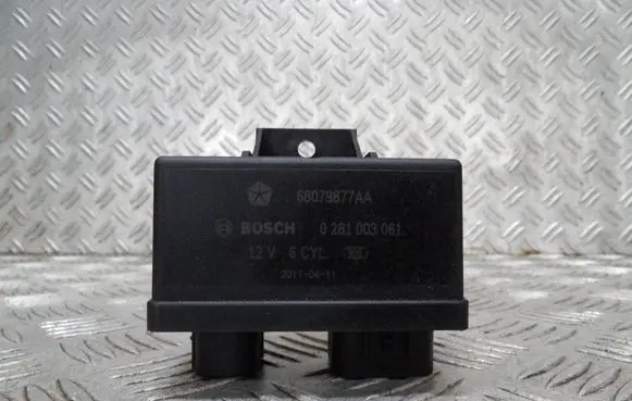 Jeep Grand Cherokee Glow plug pre-heat relay 68079877AA