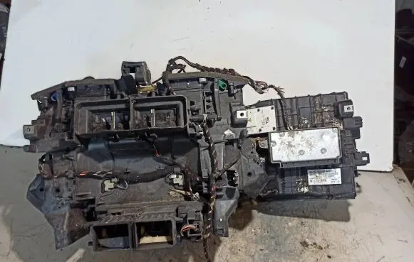 BMW 5 F10 F11 Interior heater climate box assembly DC6174690 0066521 N4247009
