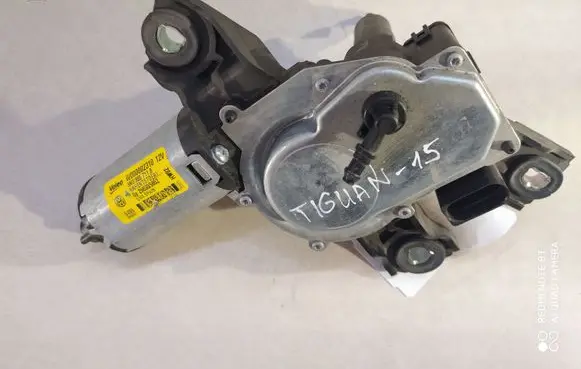 Volkswagen Tiguan Rear window wiper motor 5N0955711B
