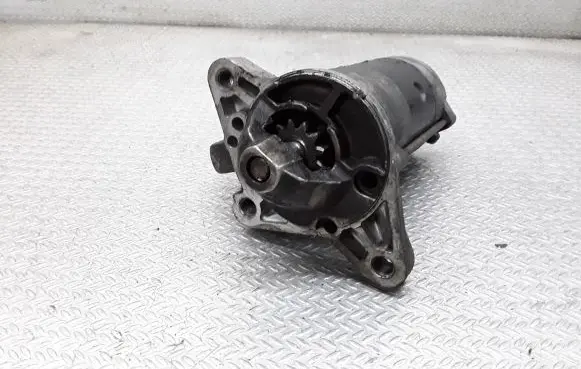 Mazda 6 Starter motor M002T88671